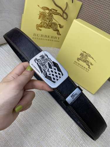 品名：巴宝莉c原单 材质：原单牛皮腰带 百分百头层牛皮腰带保证真皮，24K纯钢扣，专柜原单品质、做工精细，时尚大牌，送人自用首选 包装： 请认准如图专柜包装赠送