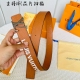 寬度：40Mm 進口ep水波紋襯托原廠小牛皮底壓花！飾有高級絲印logo視覺效果 搭扣與皮帶相呼應締造獨特造型 雙面用