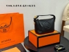 礼盒包装 升级版 头层牛皮 荔枝纹 爱马仕Hermes 新款手提饭盒包 终于知道为什么大家都那么喜欢这只小饭盒包啦~ 版型超好 不会软塌塌的每个颜色都是不同的好