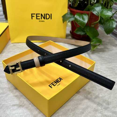 Fendl 芬迪 宽20Mm，原单进口小牛皮，搭配原单钌钯电镀f扣，手感.油边近乎完美，原产皮料定制，质感无可挑剔，出众的细节，高清实拍，货真价实，品质保证。