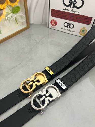 品名：菲拉格幕 自动带 材质：原单牛皮腰带 百分百头层牛皮腰带保证真皮，24K纯钢扣，专柜原单品质、做工精细，时尚大牌，送人自用首选 包装： 请认准如图专柜包装
