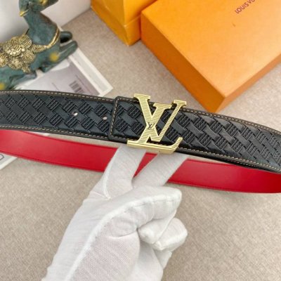 Lv 特种皮腰带系列 ，原厂五金精品不锈钢扣，手感柔软舒适 宽3.8Cm。