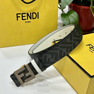 Fendi 芬迪 专柜同款 宽4.0Cm 双环正反用腰带 Ff按钉搭扣 白色Cuoio Romano皮革材质 反面面料带有烟草黄和黑色Ff图案 四方金属饰面 时