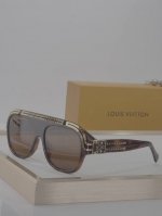 Louis Vuitton Mod:Z2517Usize：59-18-1400410160