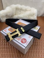 品名：爱马仕.HermèS 原单 材质：原单牛皮腰带 百分百头层牛皮腰带保证真皮，24K纯钢扣，专柜原单品质、做工精细，时尚大牌，送人自用首选 包装： 请认准如