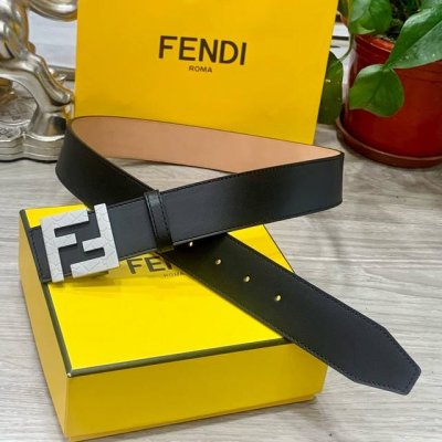 Fendl 芬迪 宽40Mm双面原版小牛皮 搭配单钌钯电镀扣 完美的手感.油边 出众的设计.风格 高贵奢华 时尚大方 高清实拍 货真价实 品质保证 双面用