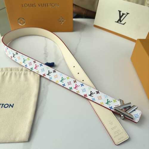 Lv 驢家女士腰帶 寬度3Cm 聯名小花系列 全新風格定制帆布面料襯托細膩的進口彩色小牛皮 搭配新款字母搭扣 經典百搭款
