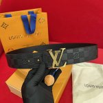 Louls Vuitton 路易威登 男士腰带 带身采用进口牛皮压格子 搭配