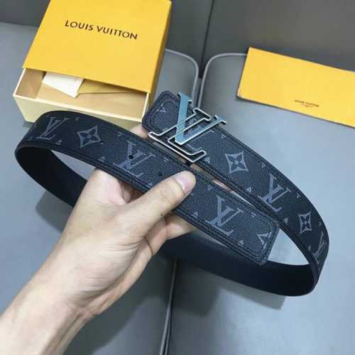 原版包裝 L0Uis Vuitt0N 專櫃最新升級版本 寬度40毫米 精湛工藝定制帆布面料襯托進口荔枝紋小牛皮底 鑲邊工藝更顯優雅 搭配精鋼字母搭扣 經典百搭款