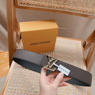 Lv 4.0Cm新款男士双面腰带 带身采用粒面效果 纯铜五金搭配高端简约大气 顶级
