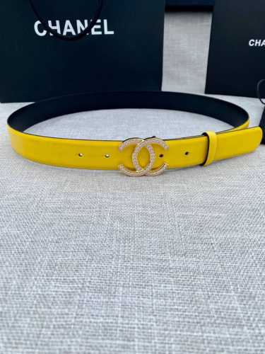 宽度3.0Cm Chanel 香奈儿 原版碰纹牛皮金 银 色镶钻钢扣。