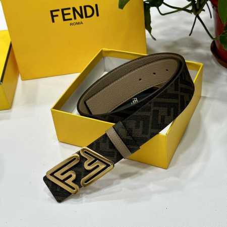 Fendi 芬迪 专柜同款 双环正反用腰带 Ff按钉搭扣 棕色cuoio Romano皮革材质 反面面料带有烟草黄和黑色ff图案 黑色珐琅金属饰面 时尚经典 百 - 点击图像关闭