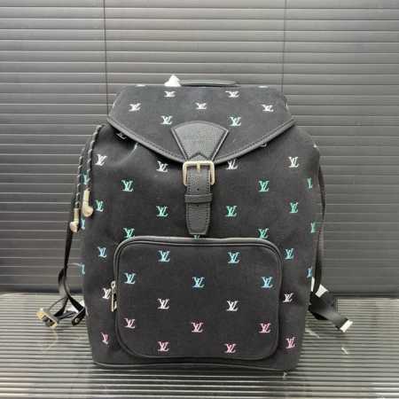Louisvuitton 路易威登 Lv 刺绣Montsouris 炫彩丹宁双肩包背包 实物拍摄 原厂原版面料 配送防尘袋 礼盒 40 X 34Cm。 - 点击图像关闭