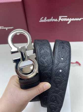 菲拉双面进口小牛皮，手感细腻柔软。搭配纯铜精品扣，男士必备！宽度：3.5Cm - 点击图像关闭