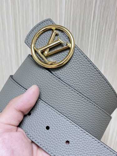 特 4.0当季新款 双面进口小牛皮 可双面用 搭配精品扣头 实物实拍 官网同步
