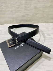 特 Ysl 原单30Mm 带身采用双面头层牛皮，专柜同款，新款专用，扣头采用精品纯铜针扣，正品开版。专营专柜款！