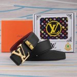 腰带皮带：Lv 路易威登原单牛皮皮带 男款皮带：材质百分百头层牛皮腰带保证真皮皮带，专柜原单品质、做工精细，时尚大牌，送人自用首选包装： 请认准如图专柜包装赠送