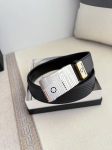 品名：万宝龙.Montblanc原单 腰带 自动皮带 型号：自动带，原版新款纯钢材质自动扣，双面头层牛皮实物拍摄， 材料：百分百头层牛皮，保证真皮。专柜同等质量
