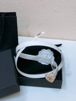 Chanel 24C 进口胎牛皮 软硬适中的小牛皮 Cc Logo黄铜搭扣 一年四季最不可缺少的搭配神器 穿裙子西装搭它简直不要太高级 2.0Cm精品 码数75