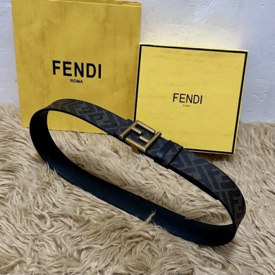 Fendi 芬迪 全套包装 专柜同款 宽4.0Cm 双环正反用腰带 Ff按钉搭扣 黑色Cuoio Romano皮革材质 反面面料带有烟草黄和黑色Ff图案 四方金