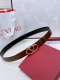 特 VALENTINO GARAVANI VLOGO SIGNATURE 可双面佩戴水钻 亮面小牛皮腰带 -VLOGO SIGNATURE搭扣，饰以施华洛世奇钻