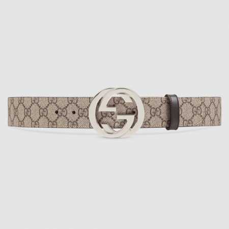 Gucccci 尺寸:3.8Cm，带身采用杏色印花防水面料和黑色真皮打造，搭配经典Gg铜金属扣头意大利时尚精品1149840 - 点击图像关闭