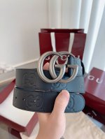 特 。Gucci 小牛皮经典压花 宽度4.0Cm 专柜新版Logo横标，原版进口南非皮底，精品双G铜扣 高端品质，不惧对比。