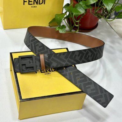 特P180 Fendi（芬迪）专柜同款 宽4.0Cm 双环正反用腰带 Ff按钉搭扣 土黄Cuoio Romano皮革材质 反面面料带有烟草黄和黑色Ff图案 四方