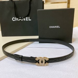 Chanel 23C 字母腰带 软硬适中的小羊皮 春夏搭配好帮手 一年四季最不可缺少的搭配神器 穿裙子西装搭它简直不要太高级 2.0Cm精品