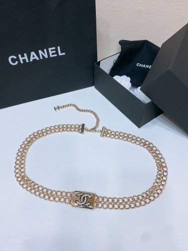 Chanel 25早春链条腰带 金属与树脂黑 白 Cc经典Logo镂空标志 浅金色金属 均码
