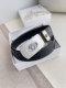 品名：范思哲.Versace.皮带腰带自动皮带 型号：自动带，纯钢材质经典人头自动扣，图片实物拍摄 腰带：百分百头层牛皮，自动带身，保证真皮。24K纯钢扣永不掉