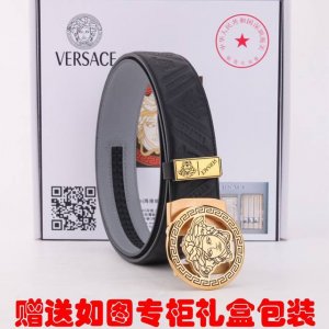 皮带：范思哲.Versace自动扣 腰带：百分百进口原厂头层牛皮，自动带身，滑道系列-保证真皮。24K纯钢扣永不掉色专柜同等质量， 送人自用首选 包装： 请认准