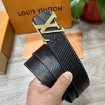 Lv.路易威登 宽40Mm双面原版小牛皮 搭配单钌钯电镀扣 完美的手感.油边 出众的设计.风格 高贵奢华 时尚大方 高清实拍 货真价实 品质保证 双面用