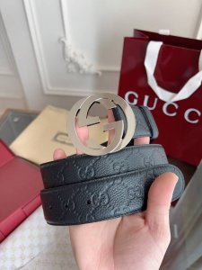 Gucci.古驰 全套包装 3.8Cm进口小牛皮压花, 专柜正品1:1完美复刻. 原版底皮, 采用热压印技术的Gucci Signature皮革精制而成，触感厚