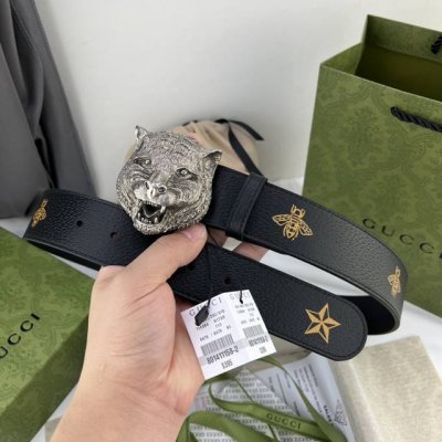 古奇，宽3.8Cm。最新原单意大利进口，Gucci复古标识出自80年代印花，搭配织纹背景，浮雕装饰金属搭扣，条条精美无瑕疵，原厂复刻，做工精细，搭配最新专柜方形