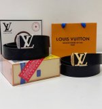 皮带：Lv.路易威登顶级复刻- 腰带：原单品质百分百进口原厂头层牛皮，保证真皮。雕花镂空Logo设计浮雕工艺.真空电镀.永不掉色.24K纯钢扣小牛皮老花纹双面可