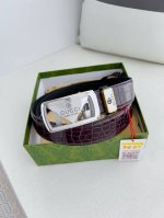 品名：古奇.Gu...Cci 腰带自动带 皮带 型号：自动扣，纯钢材质自动扣，自动带身，尾部外穿款 材料：百分百头层牛皮，保证真皮。24K纯钢扣专柜同等质量，