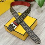 Fendi 芬迪 专柜同款 宽4.0Cm 双环正反用腰带 Ff按钉搭扣 红色cuoio Romano皮革材质 反面面料带有烟草黄和黑色ff图案 黑色珐琅金属饰面