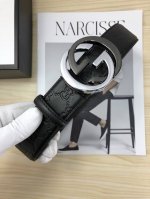 配送专柜全套礼盒包装。G:原单头层牛皮压G面，内衬头层小牛皮底.搭配原单扣.原单皮料定制，专柜宽度3.8