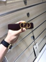 配送专柜包装 打孔针 特批 宽30Mm，原单进口双面头层牛皮，搭配原单钌钯电镀F扣，支持Nfc手感.油边近乎完美，原产皮料定制，质感无可挑剔，出众的细节，高清实