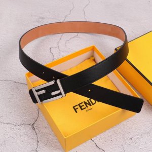 图片包装 Fendl 芬迪 专柜同款 女士腰带 宽3.0Cm 双面头层牛皮制作 搭配经典Ff纯铜扣 经典时尚 潮流系列 一流的做工 精致的细节 高清实拍 品质保
