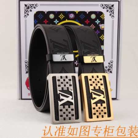 腰带皮带：Lv 路易威登原单牛皮皮带 男款皮带：材质百分百头层牛皮腰带保证真皮皮带，专柜原单品质、做工精细，时尚大牌，送人自用首选包装： 请认准如图专柜包装赠送 - 点击图像关闭