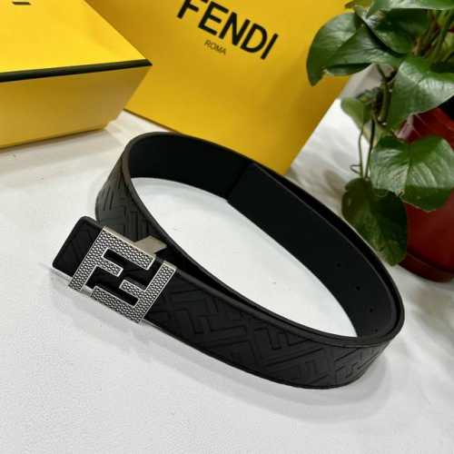 Fendl 芬迪 宽40Mm双面原版小牛皮 搭配单钌钯电镀扣 完美的手感.油边 出众的设计.风格 高贵奢华 时尚大方 高清实拍 货真价实 品质保证 双面用