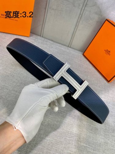 特 官网同步 32MM 爱马仕专柜同步 施华洛水晶钻扣 进口原版皮带身 双面八字尾 双面可用 细节紧跟專櫃步伐 精钢五金