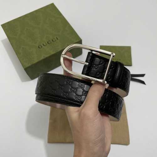 Gucci经典款头层压小G花，内衬头层变色磨砂底 宽4.0Cm 铁丝日字型针扣