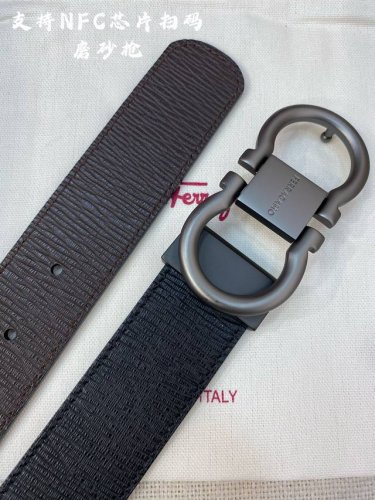 Ferragamo.菲拉格慕 全套包装 宽度3.5Cm 高级定制款男士皮带 双面进口牛皮 可双面使用 自行选择搭配 真材实料 很有质感 时尚经典不失风范 搭配精