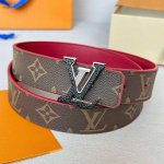 特 L0Uis Vuitt0N 今季新品 驴家女士原單腰帶 寬度30毫米 定制经典帆布面料搭配小荔枝纹小牛皮底 全新开模双层间色新款五金 可双面佩戴 多色可选。