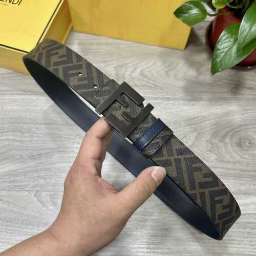 图片包装 Fendi 芬迪 专柜同款 宽4.0Cm 双环正反用腰带 Ff按钉搭扣 兰色Cuoio Romano皮革材质 反面面料带有烟草黄和黑色Ff图案 四方金