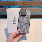 新品上架 Dior刺绣布艺全包手机壳 型号：为了不出现报错型号，请打开本机查看手机设置显示的型号 Iphone16系列更新 Iphone16Pro Max 6.