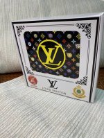 品名：Lv..路易..威登原单 材质：原单牛皮腰带 百分百头层牛皮腰带保证真皮，24K纯钢扣，专柜原单品质、做工精细，时尚大牌，送人自用首选 包装： 请认准如图